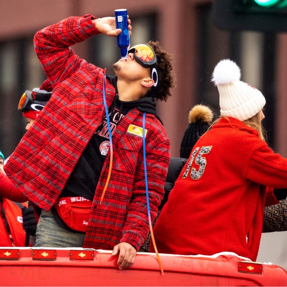 Off-white Red Flannel Jacket - Picture 2 of 7